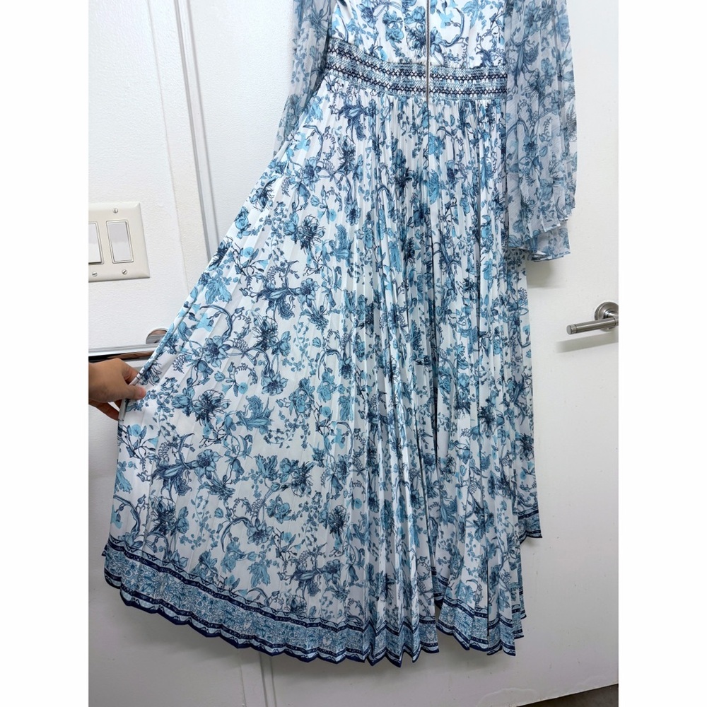 Alice + Olivia Sion Sunburst Pleated Maxi Dress Spring Sky Blue Floral Print 10 - Picture 13 of 16
